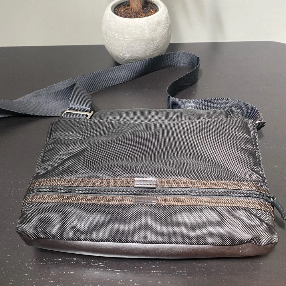 Tumi Glenview Expandable Crossbody Black and Dark Brown Messenger Bag
